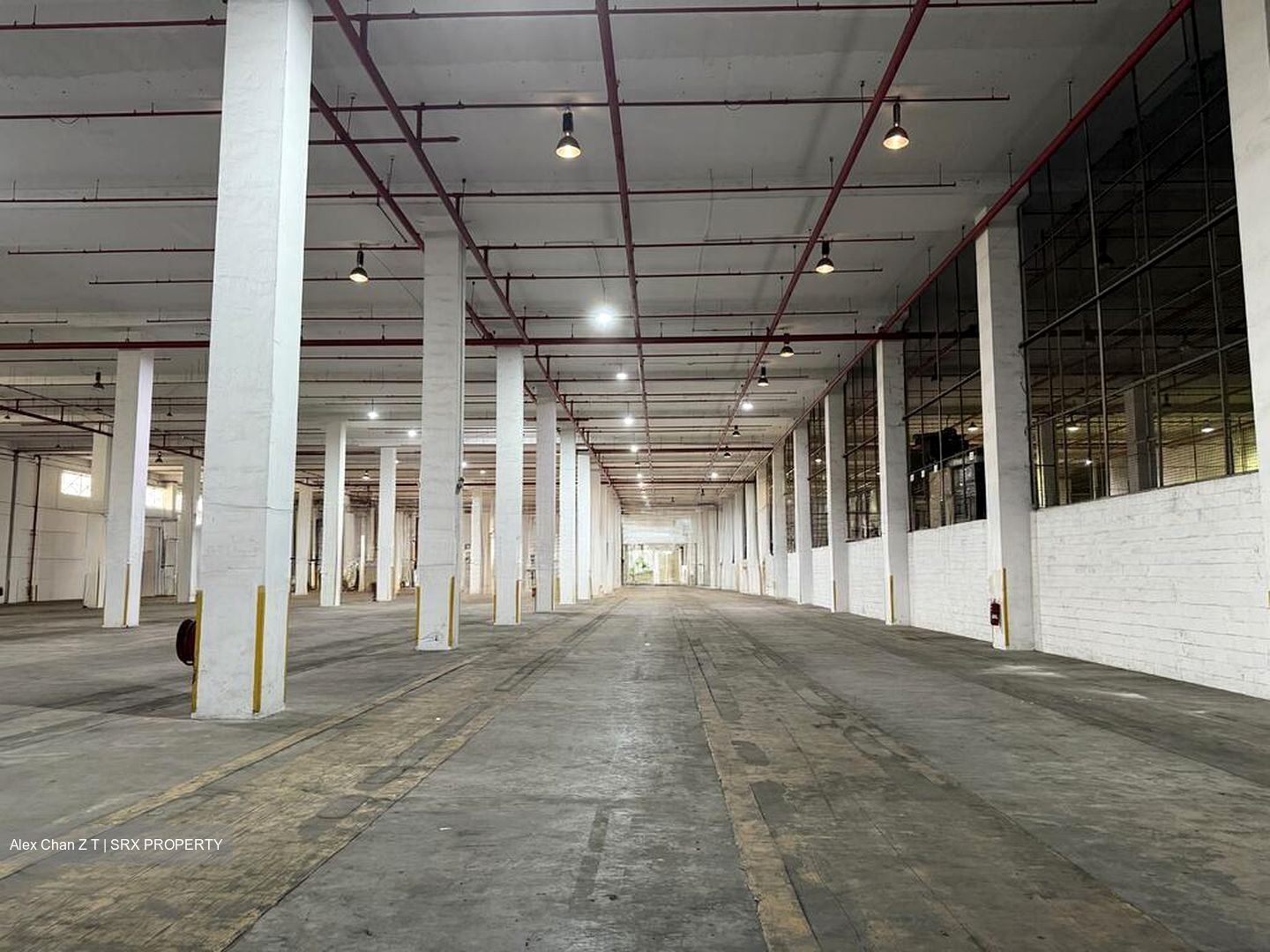 Gul Road (D22), Warehouse #578706361